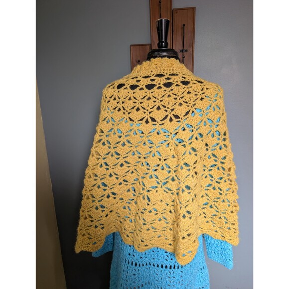 Vintage Yellow Crochet Knit Shawl Wrap - Picture 8 of 16